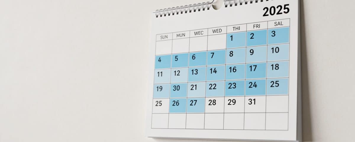 calendrier mural 2025 avec jours de travail surlignes