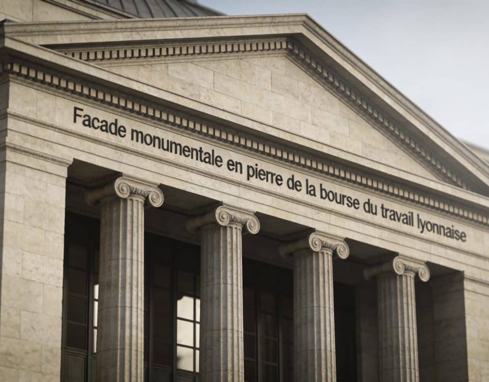 Facade monumentale en pierre de la bourse du travail lyonnaise