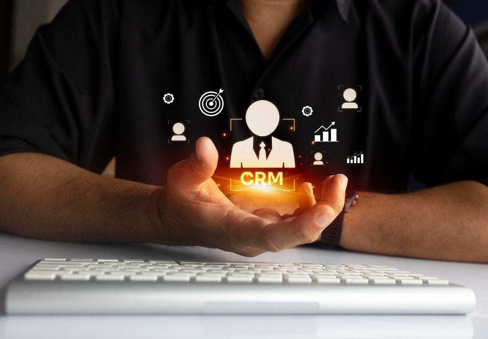 Comment un CRM peut-il améliorer la relation client