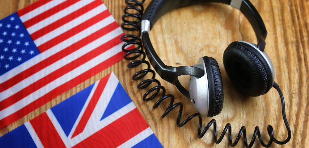 Voix off en anglais américain ou britannique